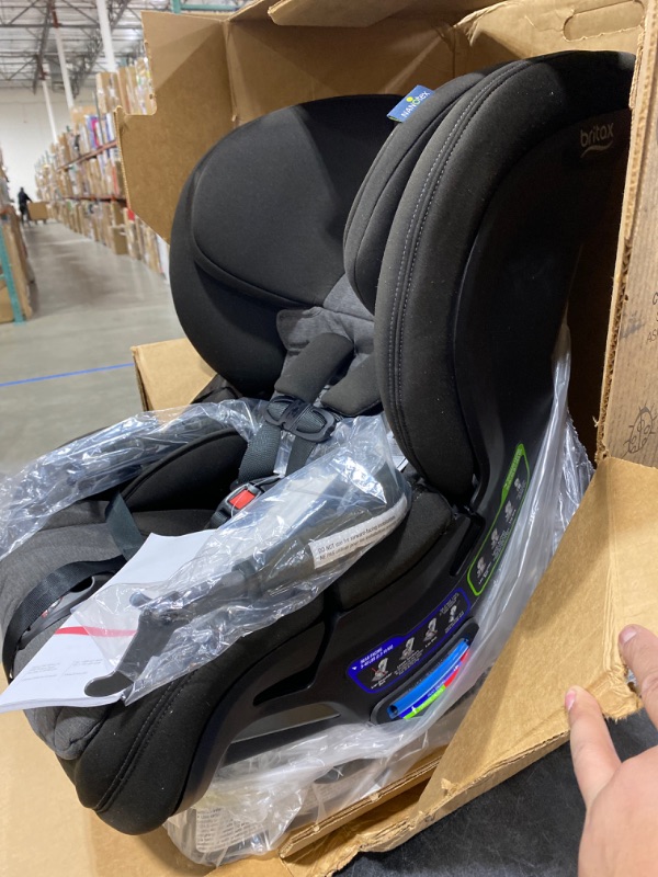 Photo 1 of Britax Boulevard Clicktight Arb Convertible Car Seat