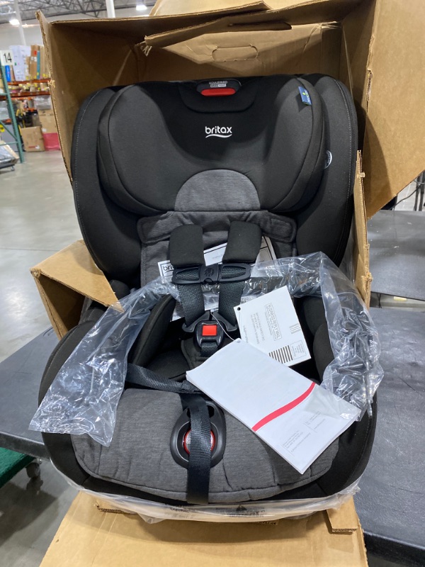 Photo 1 of Britax Boulevard Clicktight Arb Convertible Car Seat