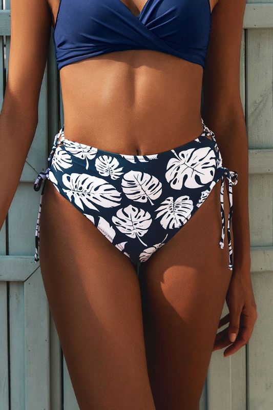 Photo 1 of Cupshe Cute Leafy High Waisted Bikini Bottom Medium
