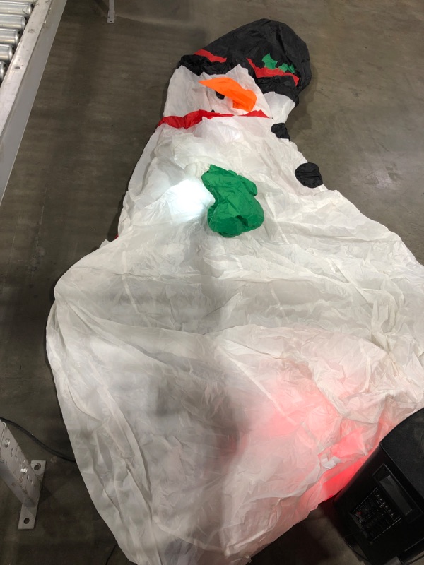 Photo 2 of Inflatable Snowman Decoration