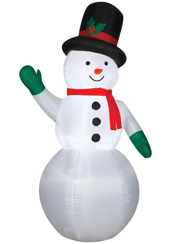 Photo 1 of Inflatable Snowman Decoration