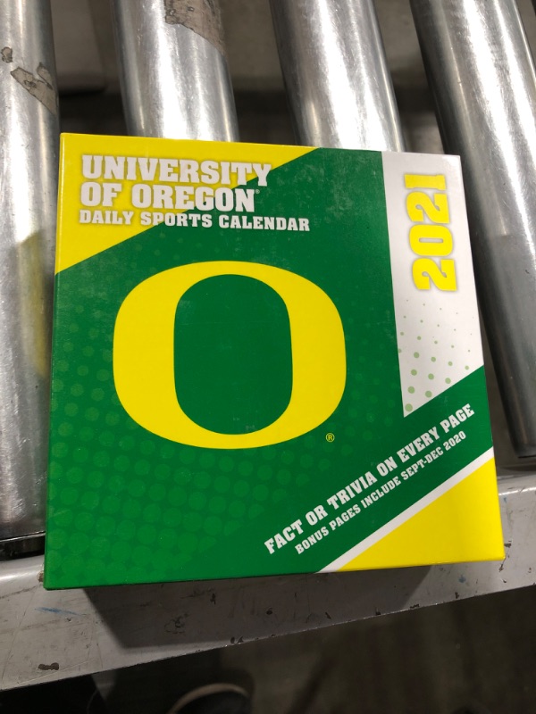 Photo 2 of TURNER SPORTS Oregon Ducks 2021 Box Calendar (21998051392)
