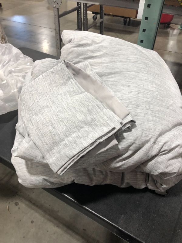 Photo 2 of Bedsure Grey Twin Comforter Set - Bedding Comforter Set, Comforters Twin Size Cationic Dyeing Twin Comforter  (Twin/Twin XL, 68x88 inches, 1 Piece)
