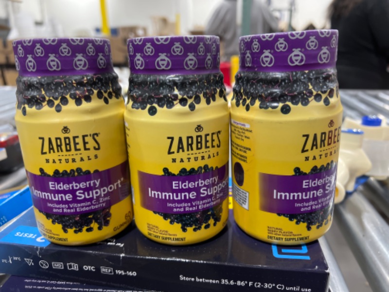 Photo 2 of 3 pack of Zarbee's Naturals Elderberry Immune Support with Vitamins A, C, D, E & Zinc, Natural Berry Flavor, 60 Count
EXP: 03/2022