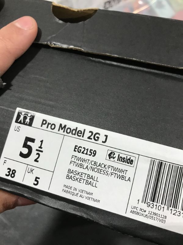 Photo 4 of adidas Kids' Pro Model 2G Sneaker 5.5