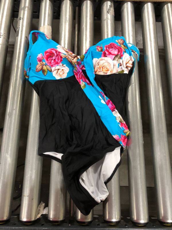 Photo 2 of Floral And Black Halter One Piece Swimsuit SIZE M
