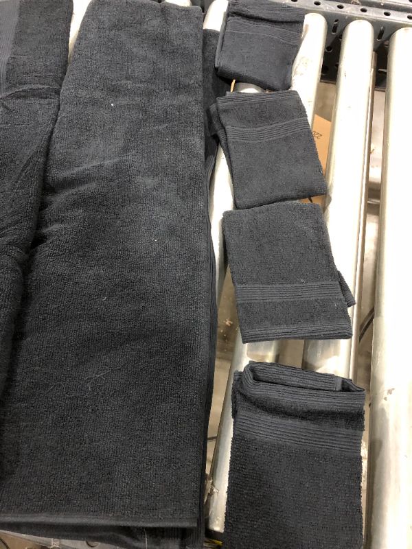 Photo 2 of 8 PC, black towel set, three different sizes