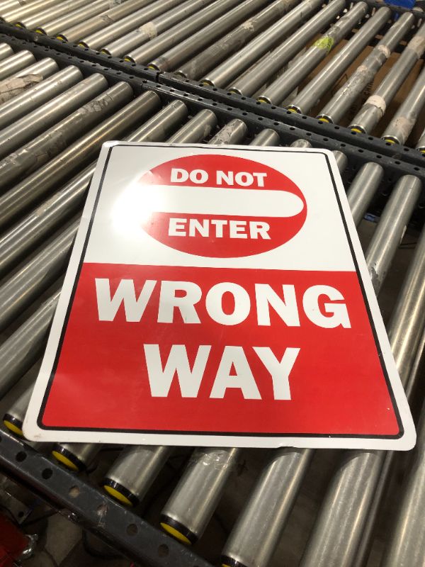 Photo 1 of 24x18" DO NOT ENTER WRONG WAY SIGN 