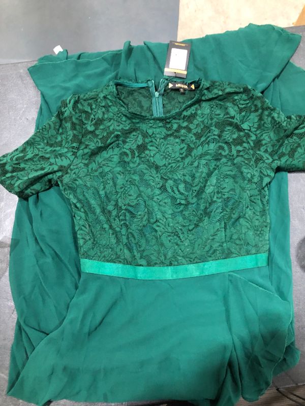 Photo 2 of GREEN MUSOL WOMENS DRESS
SIZE L