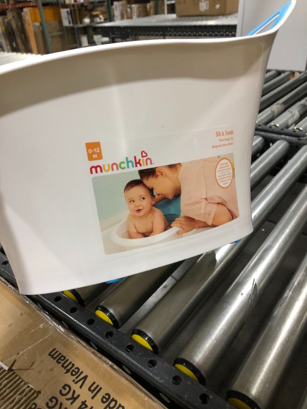 Photo 1 of Munchkin Sit and Soak Baby Bath Tub, 0-12 Months, White
