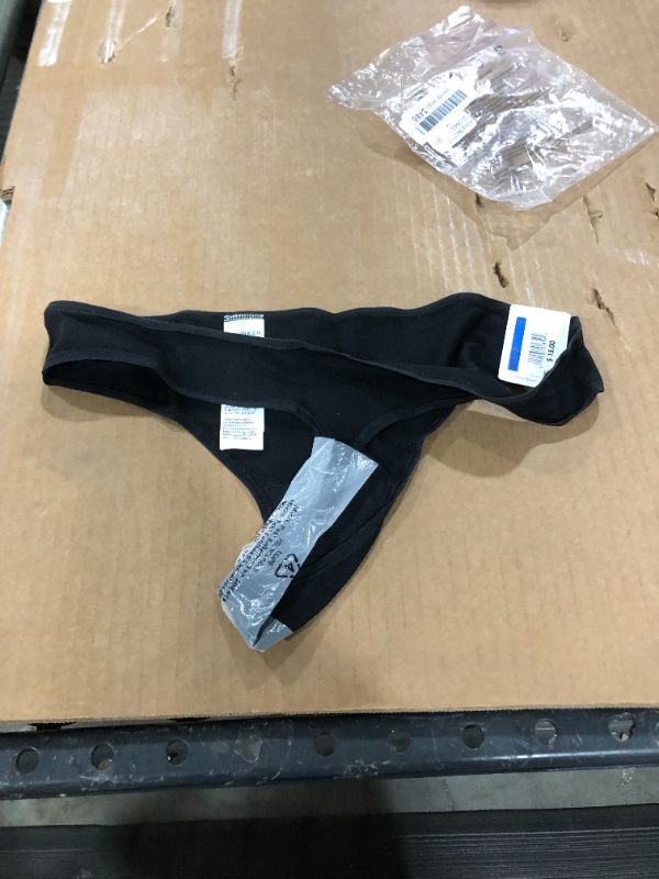 Photo 2 of Calvin Klein Women's Form Thong
XL