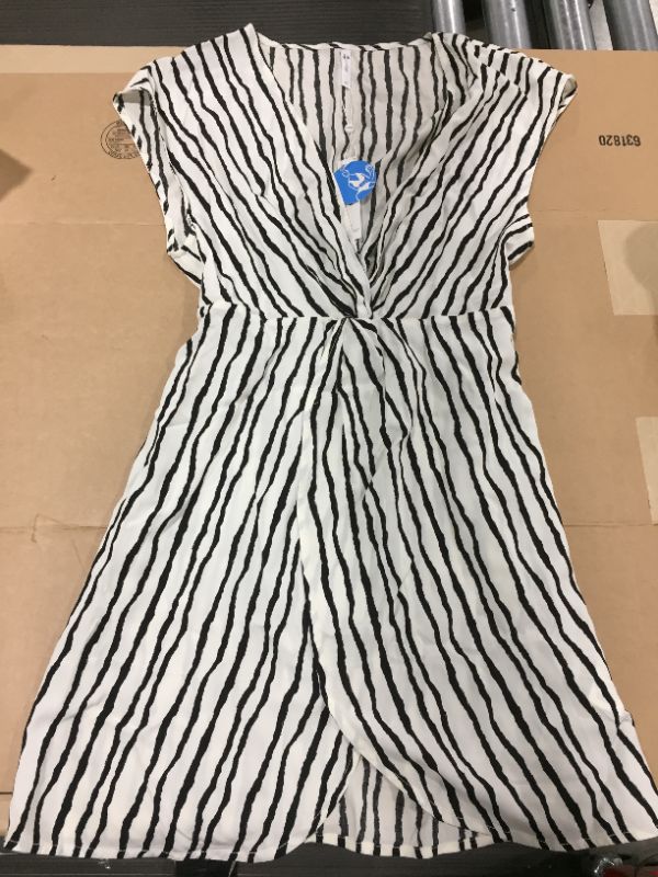 Photo 1 of women's summer dress - Xs