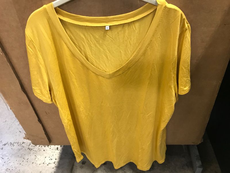 Photo 1 of   Plain V Neck Summer Tee Shirts Casual Short Sleeve Tops (Yellow,XL)
