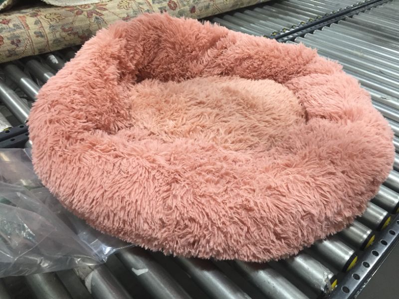 Photo 1 of 32 INCH ROUND PINK PET BED, MEDIUM