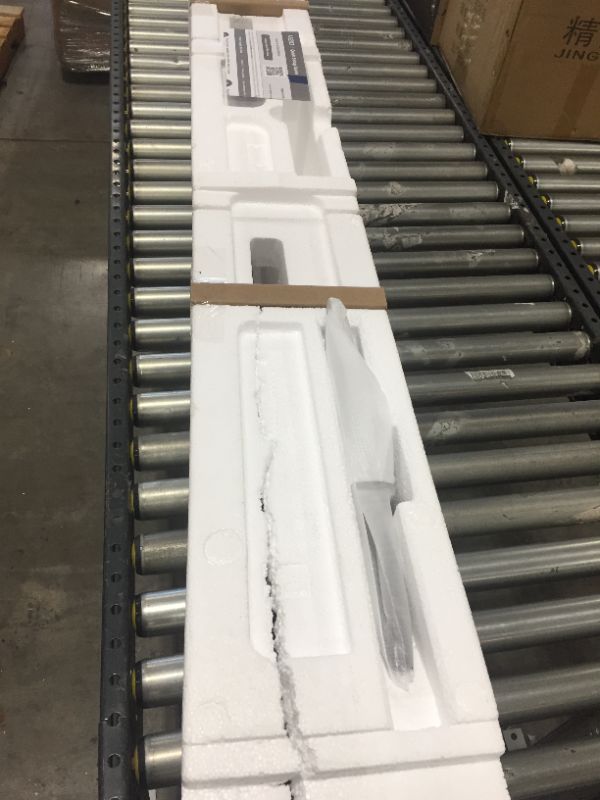 Photo 1 of VIZIO - 70" Class M6 Series Premium LED 4k UHD Smart TV
