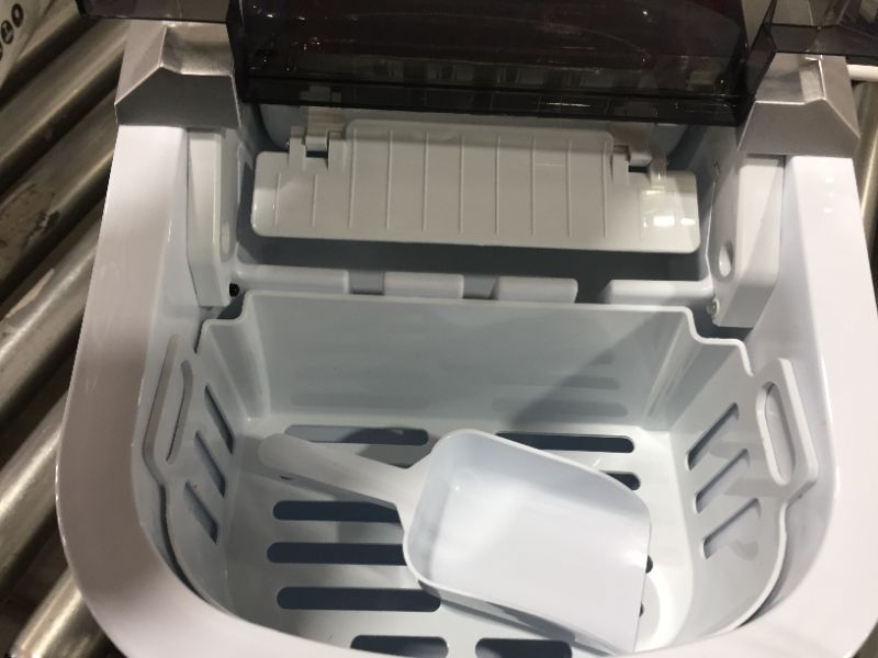 Photo 2 of Frigidaire EFIC206-TG Ice Maker, Silver