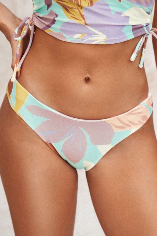 Photo 1 of CUPSHE Tanya Floral Reversible Bikini Bottom, SIZE S