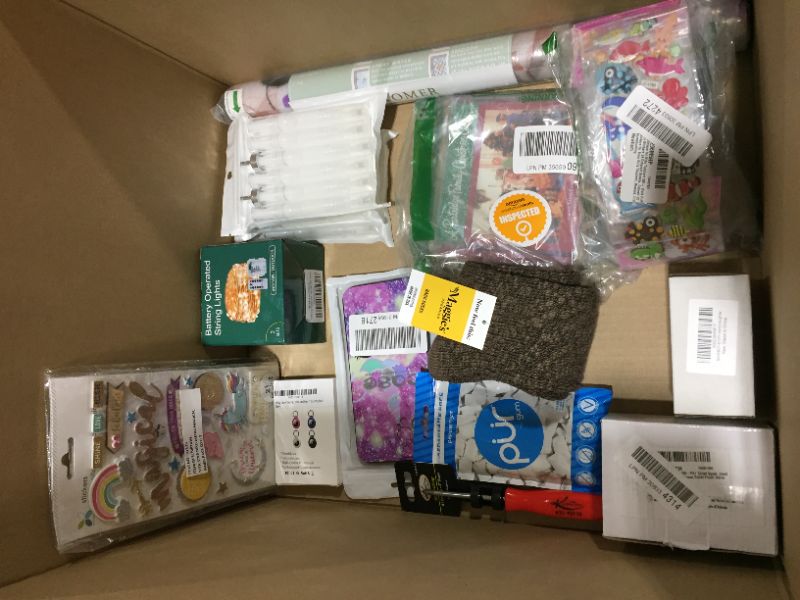 Photo 1 of BOX LOT OF ASSORTED MERCHANDISE 