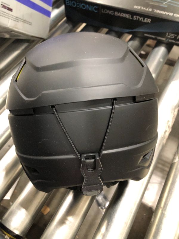 Photo 3 of Sena Latitude S1, Snow Helmet with Built in Speakers and Microphone, Four-Way Bluetooth Intercom, Hands-Free Open Communication, Listen to Music (Size L), ASTM Certified
SCUFFED