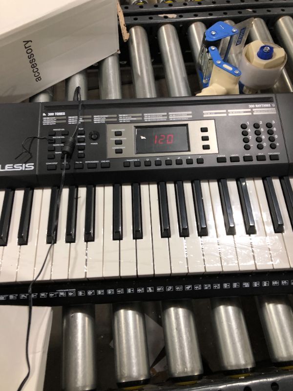 Photo 3 of Alesis Talent 61-Key Portable Keyboard with Built-In Speakers
