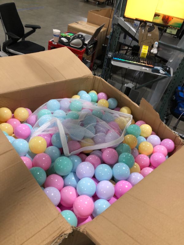 Photo 2 of Amazon Basics BPA Free Plastic Ball Pit Balls with Storage Bag, 1,000 ct (2.3” Diameter), Pastels
