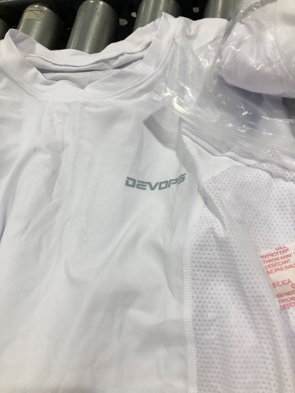 Photo 2 of devops 3 pack shirts active wear white ---large 