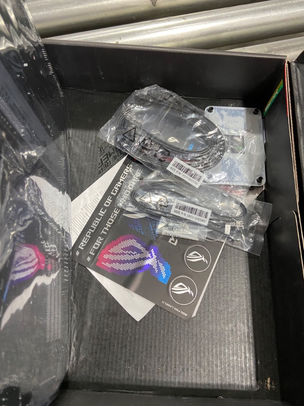 Photo 1 of ASUS - ROG STRIX B550-F GAMING AM4 Socket USB 3.2 AMD Motherboard - Black
