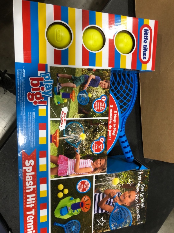 Photo 2 of Little Tikes 2 in 1 Splash Hit Tennis with 3 Balls