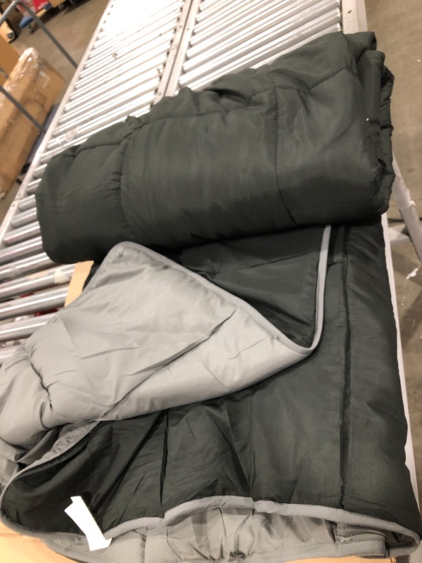 Photo 2 of L LOVSOUL Reversible Down Alternative Comforter King Black/Grey All Season Duvet Insert Comforter-Corner Duvet Tabs-Double Sided&Lighweight Comforter-106×90Inches
