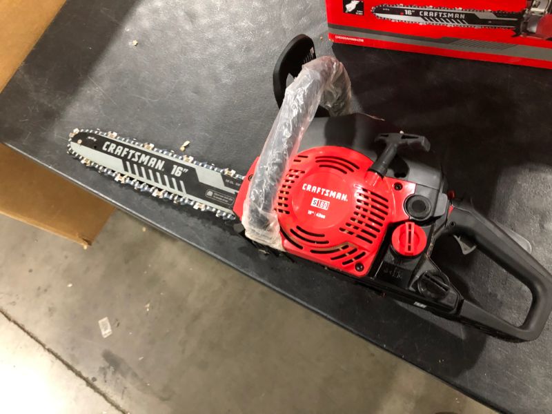 Photo 2 of CRAFTSMAN S160 16-in 42-cc 2-cycle Gas Chainsaw