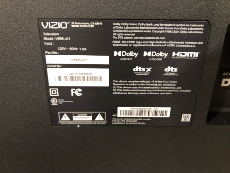 Photo 3 of (Renewed) VIZIO 50in Class 4K Ultra HD (2160P) HDR Smart LED TV (D50x-G9 / V505-G9)