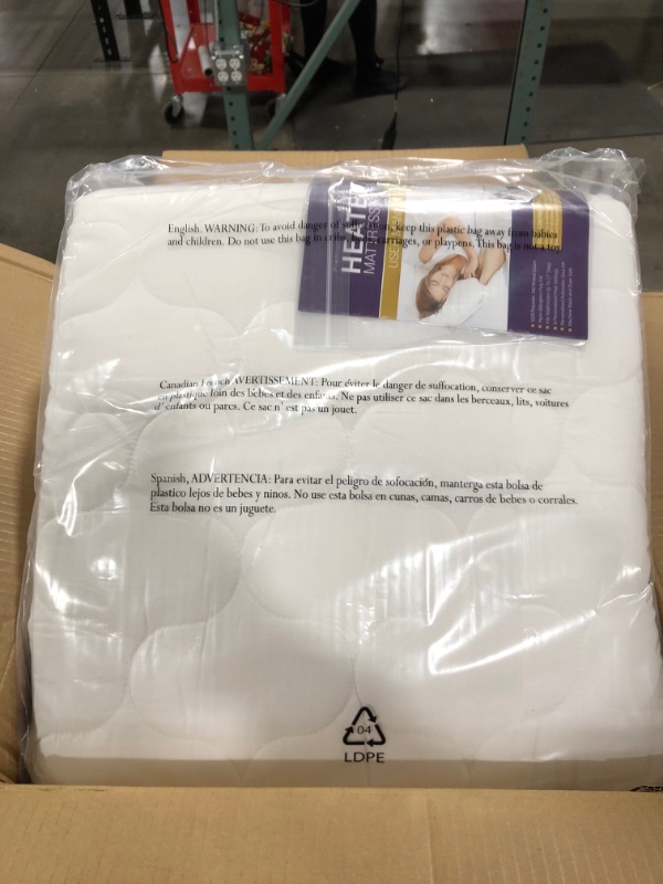 Photo 2 of Degrees Of Comfort Dual Control Heated Mattress Pad King Size | Electric Bed Warmer W/ Adjustable Zone Heating | Fit Up to 15 Inch | 12.5ft Long Cord - 78x80 Inch, White
PHOTO FOR REFERENCE MAY VARY SLIGHTLY. 