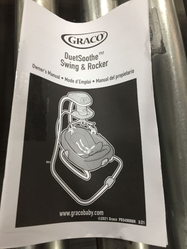 Photo 3 of Graco DuetSoothe Swing and Rocker
