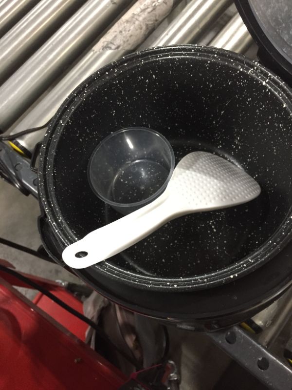 Photo 1 of Aroma Housewares 8-Cup 