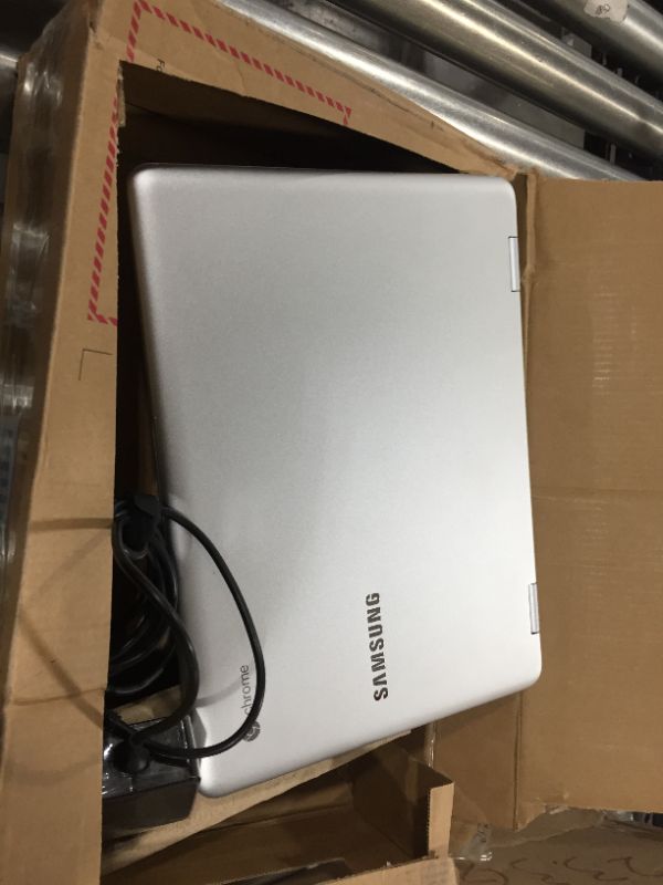 Photo 2 of SAMSUNG Galaxy Chromebook/SELLING FOR PARTS ONLY 