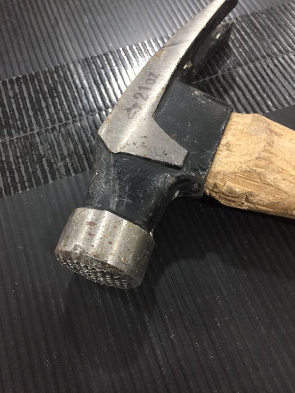 Photo 3 of 18inch husky hammer 