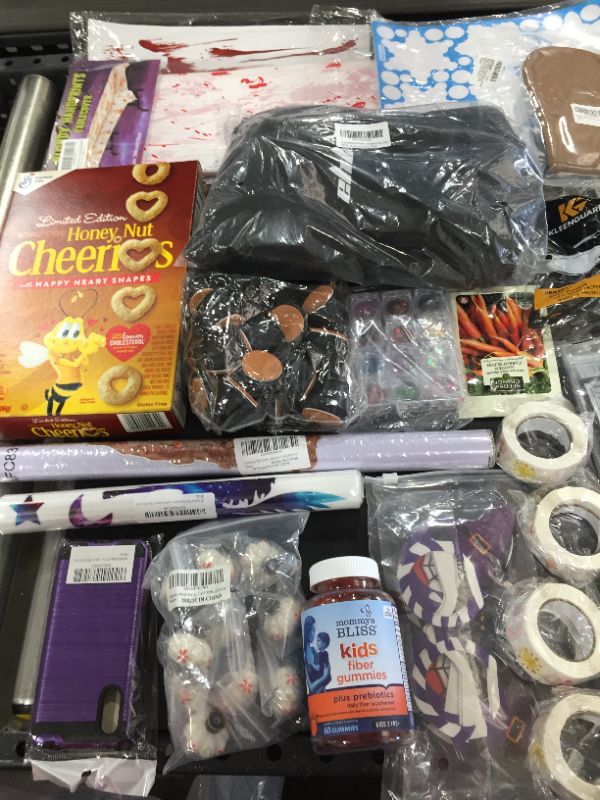 Photo 1 of Big box lot - misc items
