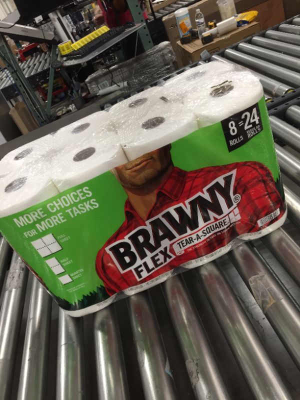 Photo 2 of Brawny Flex Paper Towels, 8 Triple Rolls = 24 Regular Rolls, Tear-A-Square, 3 Sheet Size Options, Quarter Size Sheets, 8 Count
