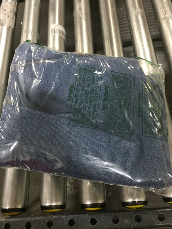 Photo 1 of levis 550 jeans, 38 x 32