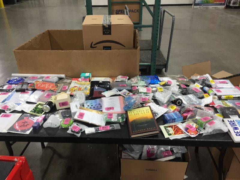 Photo 1 of Box lot - misc items, LOT SOLD AS IS