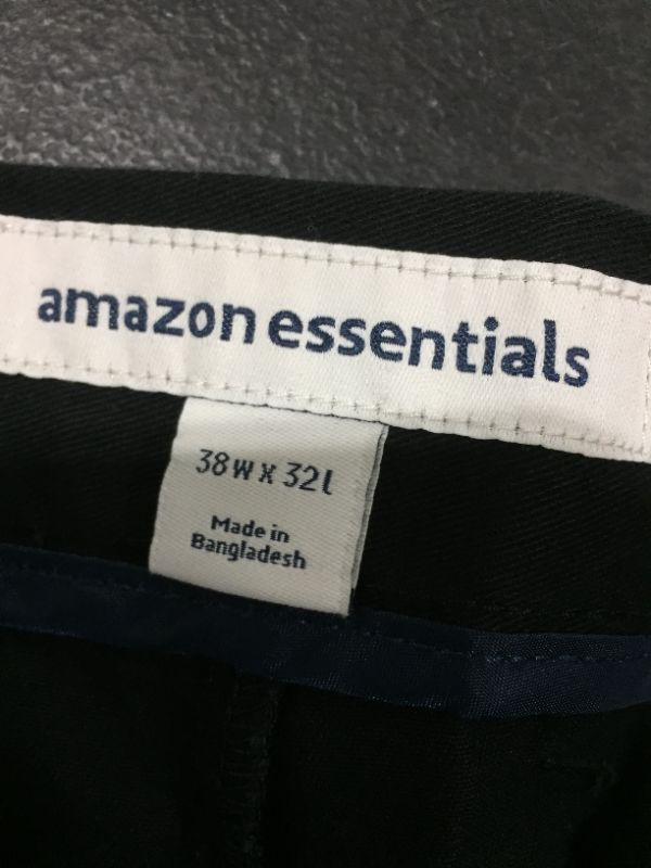 Photo 3 of Amazon Essentials Men's Classic-fit Wrinkle-Resistant Flat-Front Chino Pant size : 38Wx32L