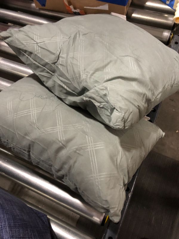 Photo 2 of 10-piece comforter set cal king grey