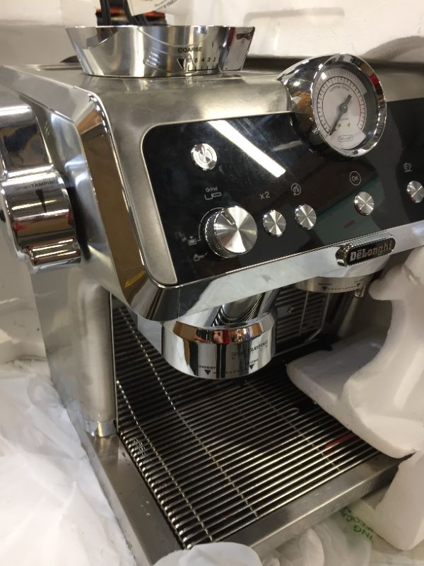 Photo 2 of  La Specialista Espresso Machine with Sensor Grinder & Dual Heating System, Stainless Steel - EC9335M