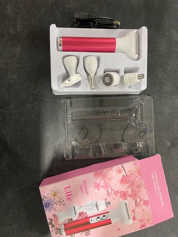 Photo 1 of Portable Mini Shaver