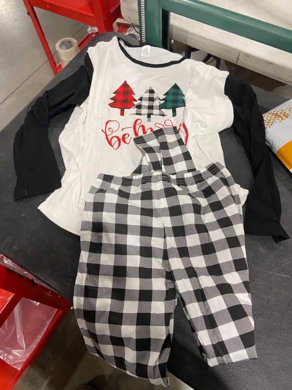 Photo 1 of Womens (M)m 'Be Merry' Christmas Pajama 