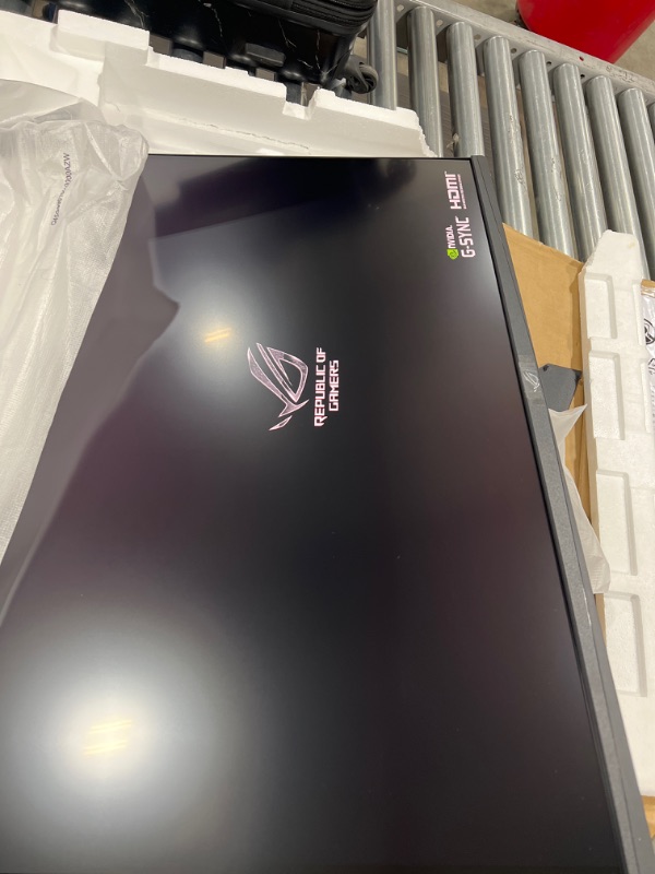 Photo 3 of ASUS ROG Swift PG329Q 32” Gaming Monitor, 1440P WQHD (2560x1440), Fast IPS, 175Hz (Supports 144Hz), 1ms, G-SYNC Compatible, Extreme Low Motion Blur Sync, Eye Care, HDMI DisplayPort USB, DisplayHDR 600
