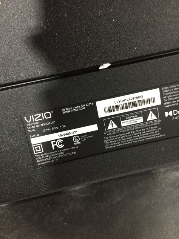 Photo 3 of VIZIO 58" Class M7 Series Premium 4K UHD Quantum Color LED SmartCast Smart TV M58Q7-J01