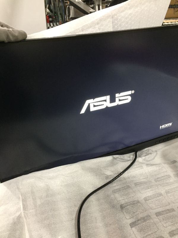 Photo 2 of ASUS ProArt Display 27" Monitor PA278CV - WQHD (2560 x 1440), IPS, 100% sRGB, 100% Rec. 709, ?E < 2, Calman Verified, USB Hub, USB-C, DisplayPort Daisy-chaining, HDMI, Eye Care, Height Adjustable