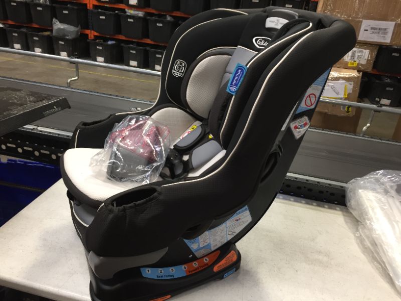 Photo 2 of Graco Extend2Fit Convertible Car Seat, Ride Rear Facing Longer with Extend2Fit, Gotham