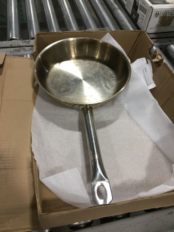 Photo 1 of Amazon essential 10in saucepan